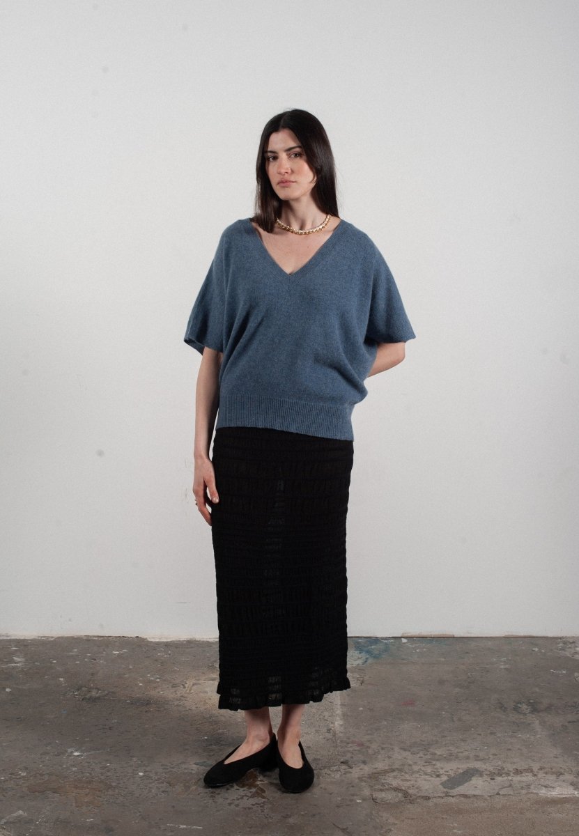 Pull col V manches chave souris femme en cachemire bleu foncé - RIA 25