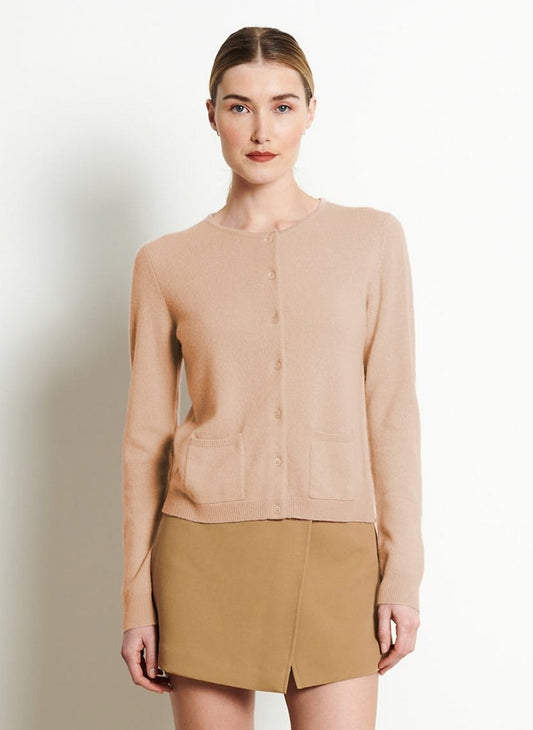 Look monochrome en cachemire : l’élégance minimaliste - Studio cashmere8