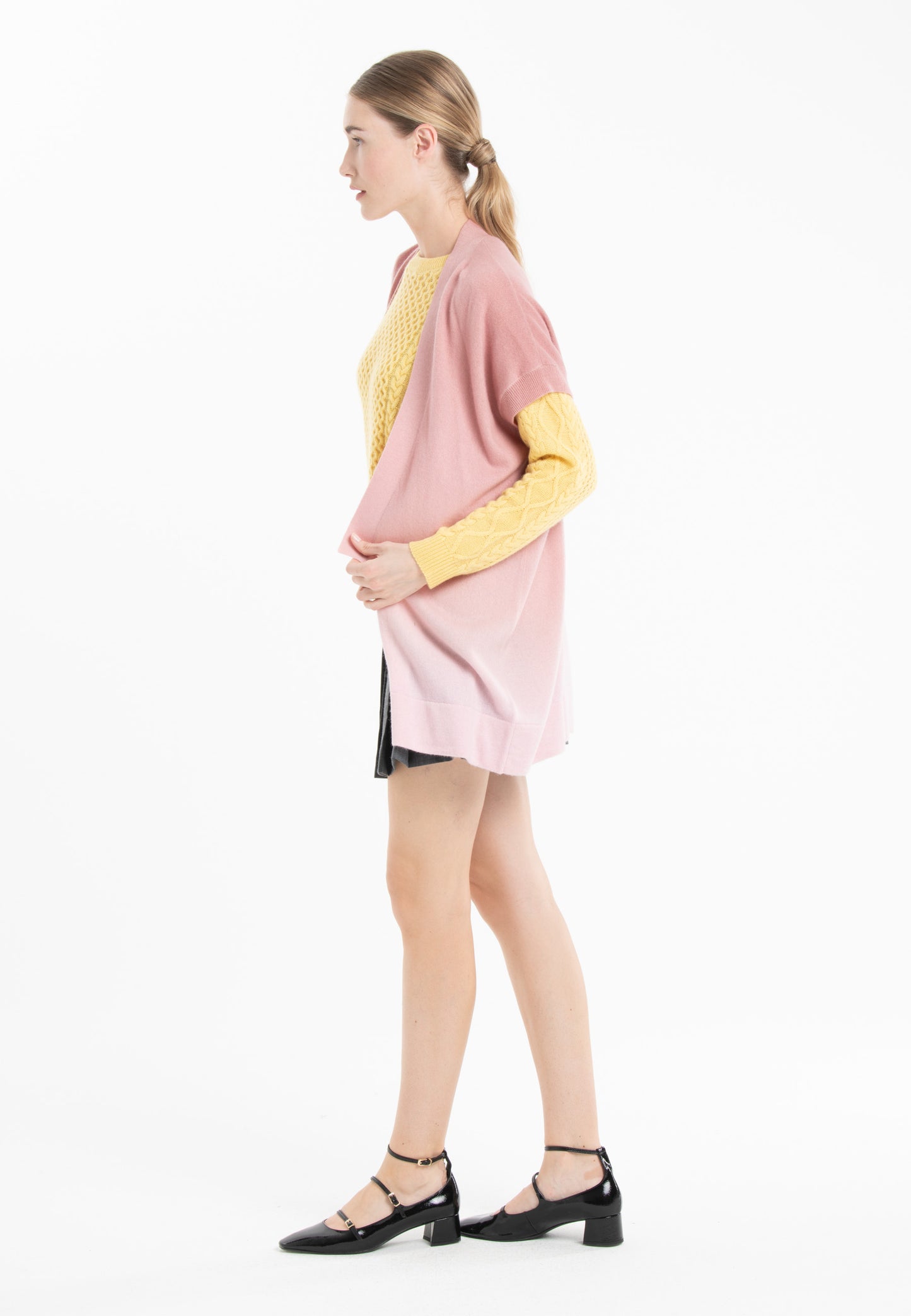 Women's baby pink/nude pink cashmere short-sleeved cardigan - AVA 11B
