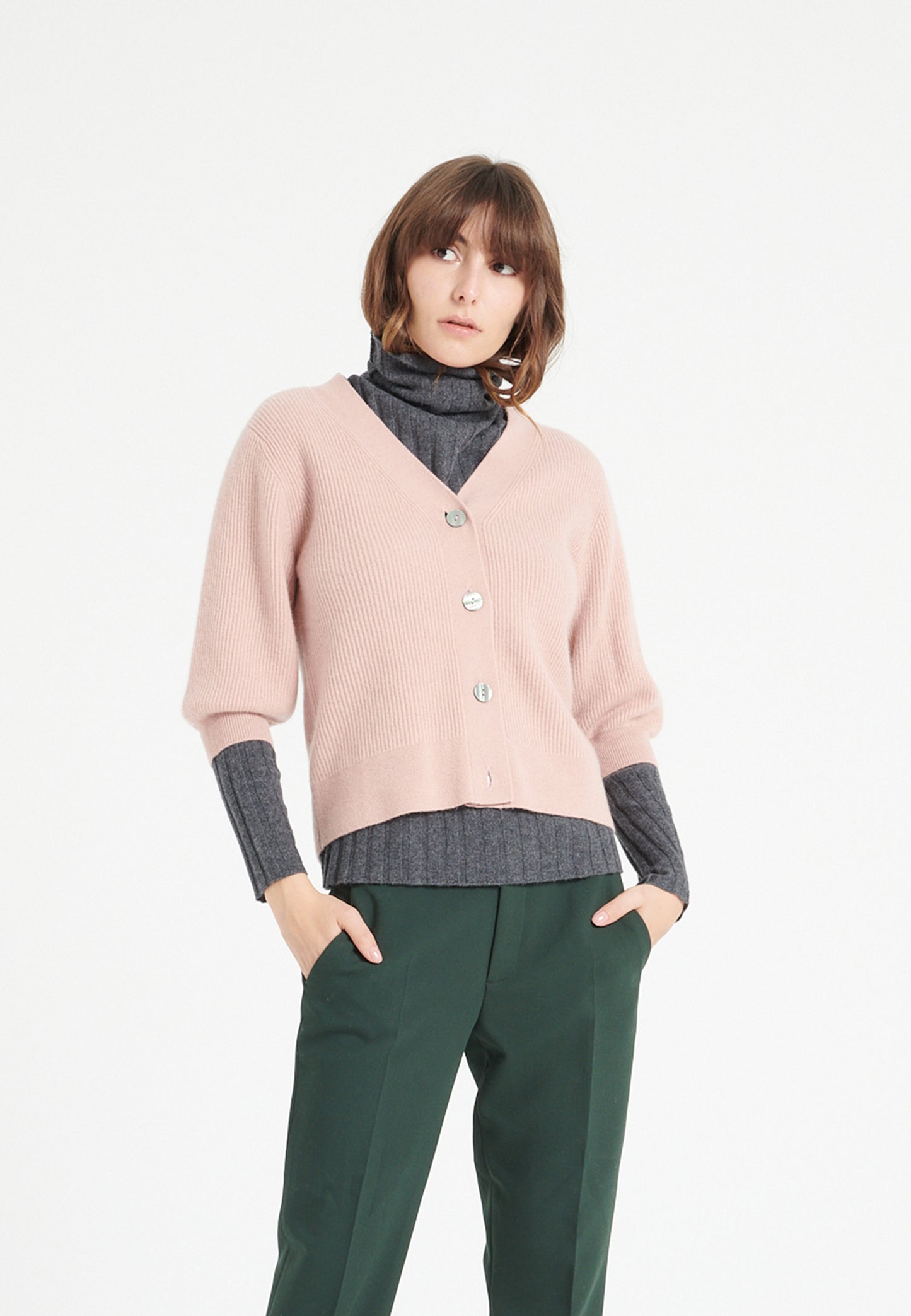Women's powder pink cashmere V-neck cardigan - MIA 13