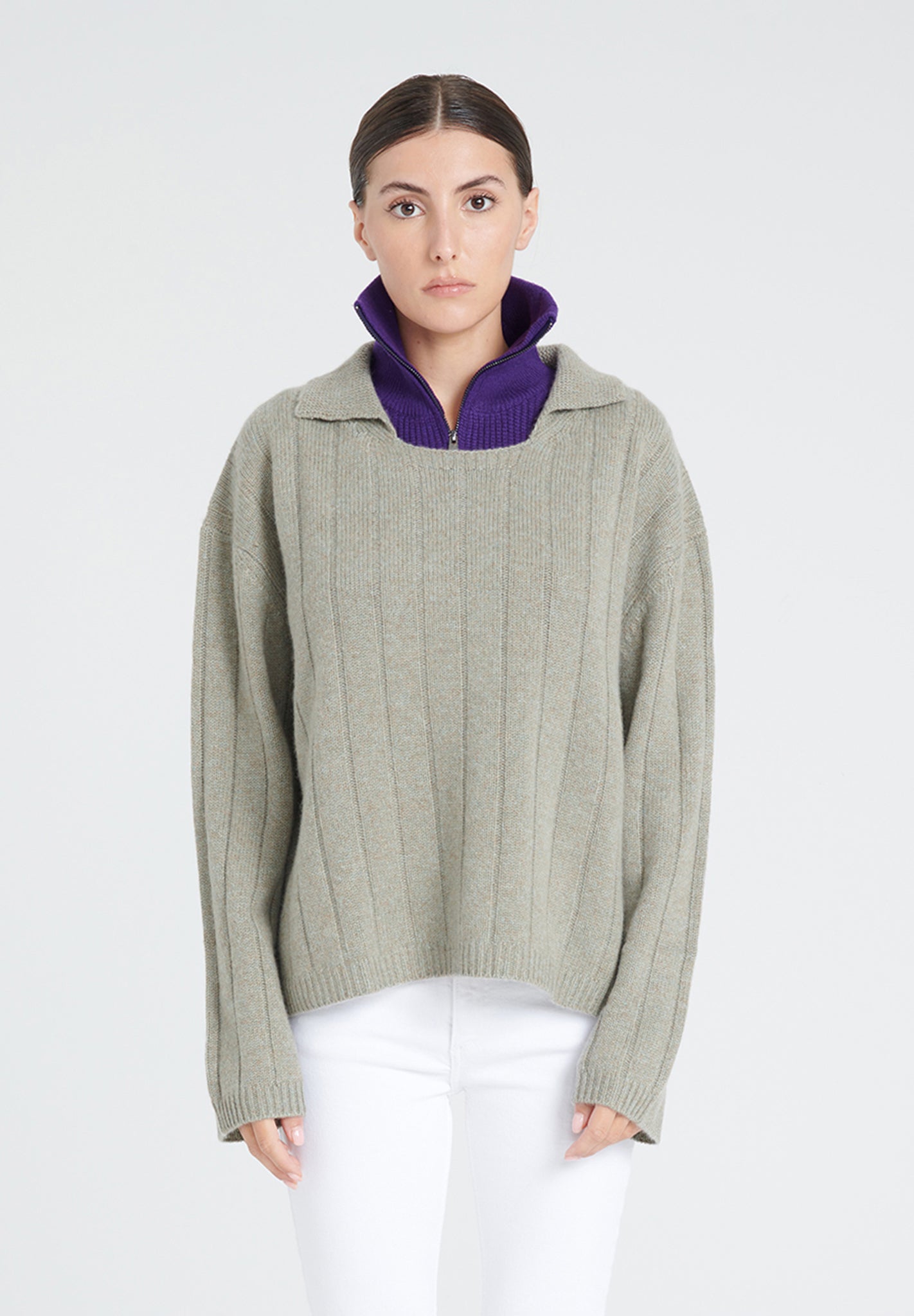 ZAYA 17 Sweater with peter pan collar in 6-thread khaki taupe heather cashmere