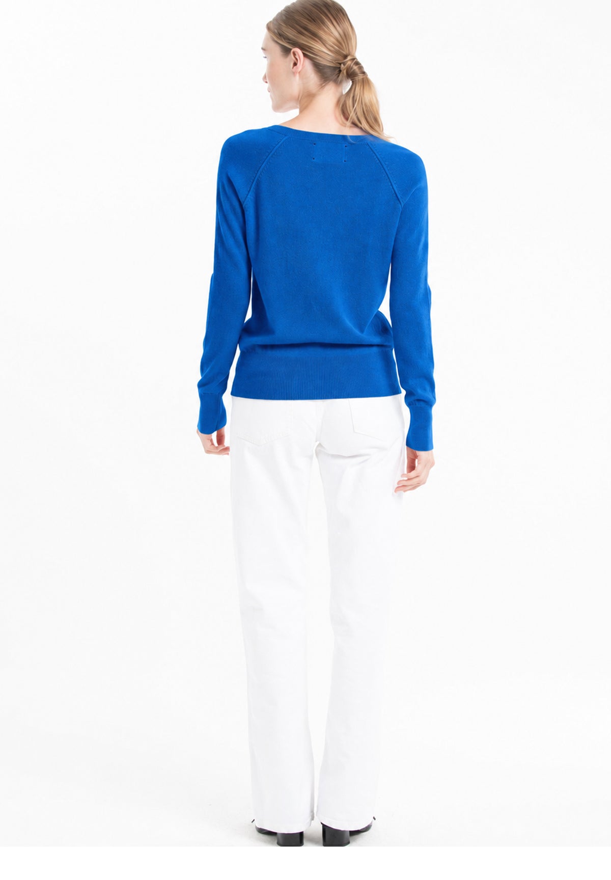 Pull col V femme en cachemire bleu pétrole - LILLY 6