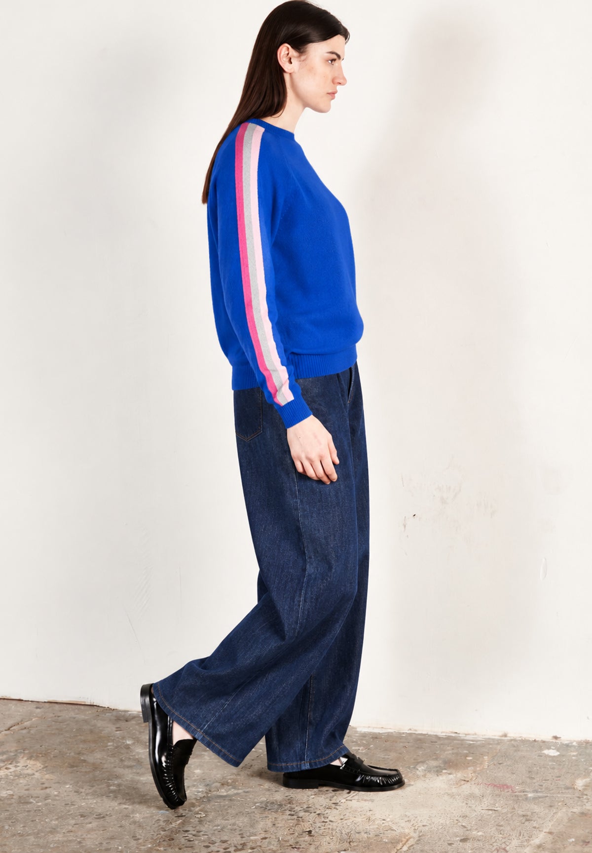 Pull col rond femme en cachemire bleu pétrole & bande multicolore - ZAYA 19