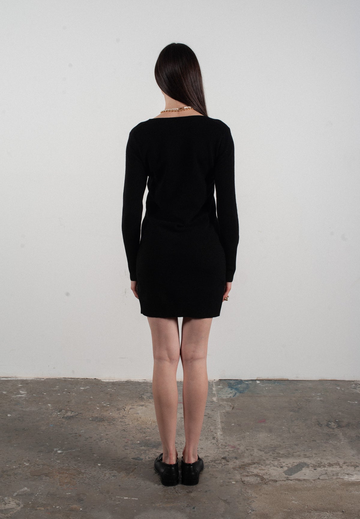 Robe col rond femme en cachemire noir - LILLY 12 - Studio Cashmere8