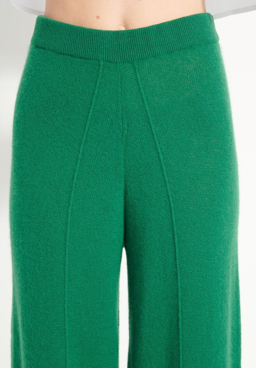 AVA 15 Pantalon en cachemire déjaugé à finitions ciselées vert émeraude - Studio cashmere8