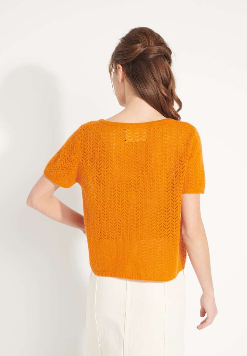 AVA 5 Cardigan court en cachemire déjaugé boutonné orange citrouille - Studio cashmere8