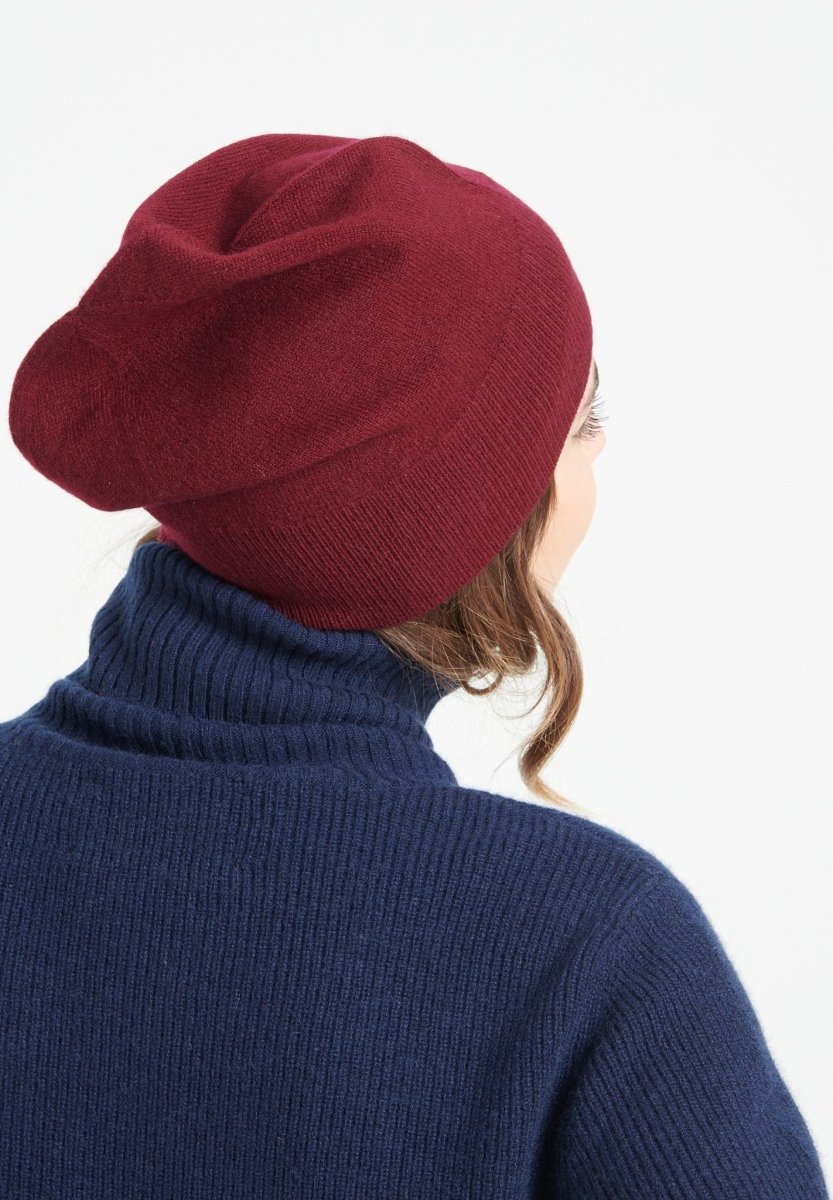 Bonnet en cachemire rouge bordeaux - Studio cashmere8