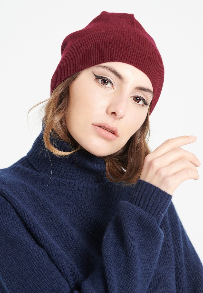 Bonnet en cachemire rouge bordeaux - Studio cashmere8