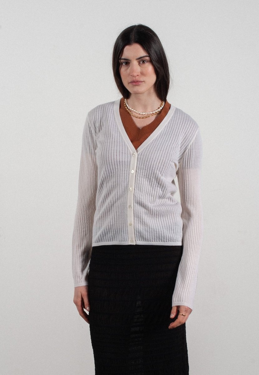 Cardigan col V femme en cachemire et laine ajouré ultrafin blanc - FRIDA 3 - Studio cashmere8