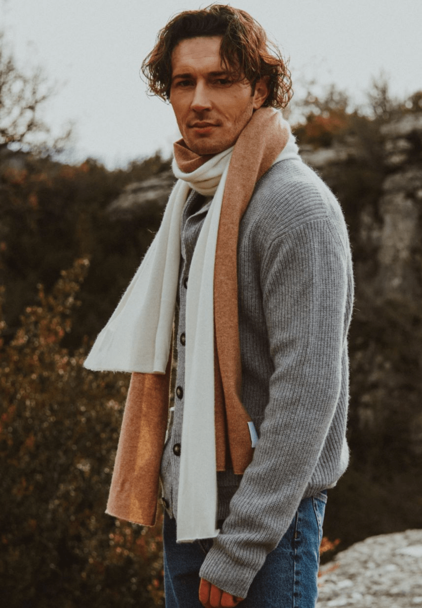 Echarpe en cachemire blanc écru - Studio cashmere8