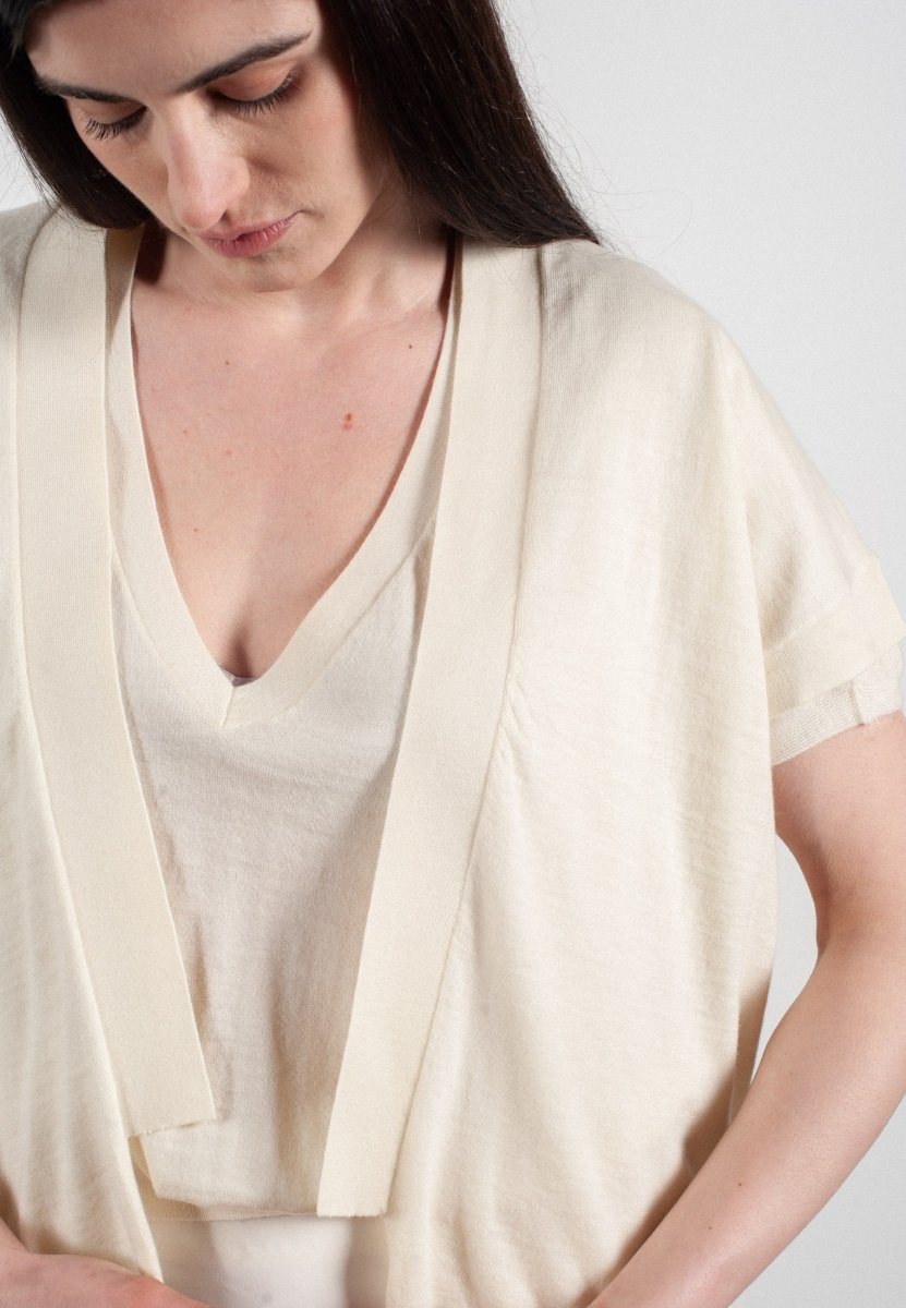 Gilet à manches courtes femme en cachemire & laine ultrafin blanc - KELLY 5 - Studio cashmere8