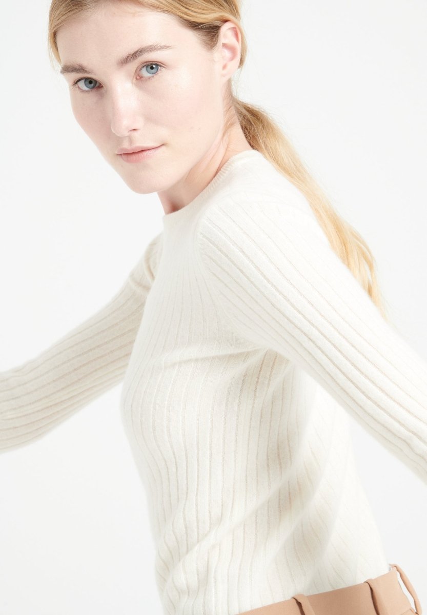 LILLY 16 Pull col rond en cachemire à mailles côtelées blanc écru - Studio cashmere8