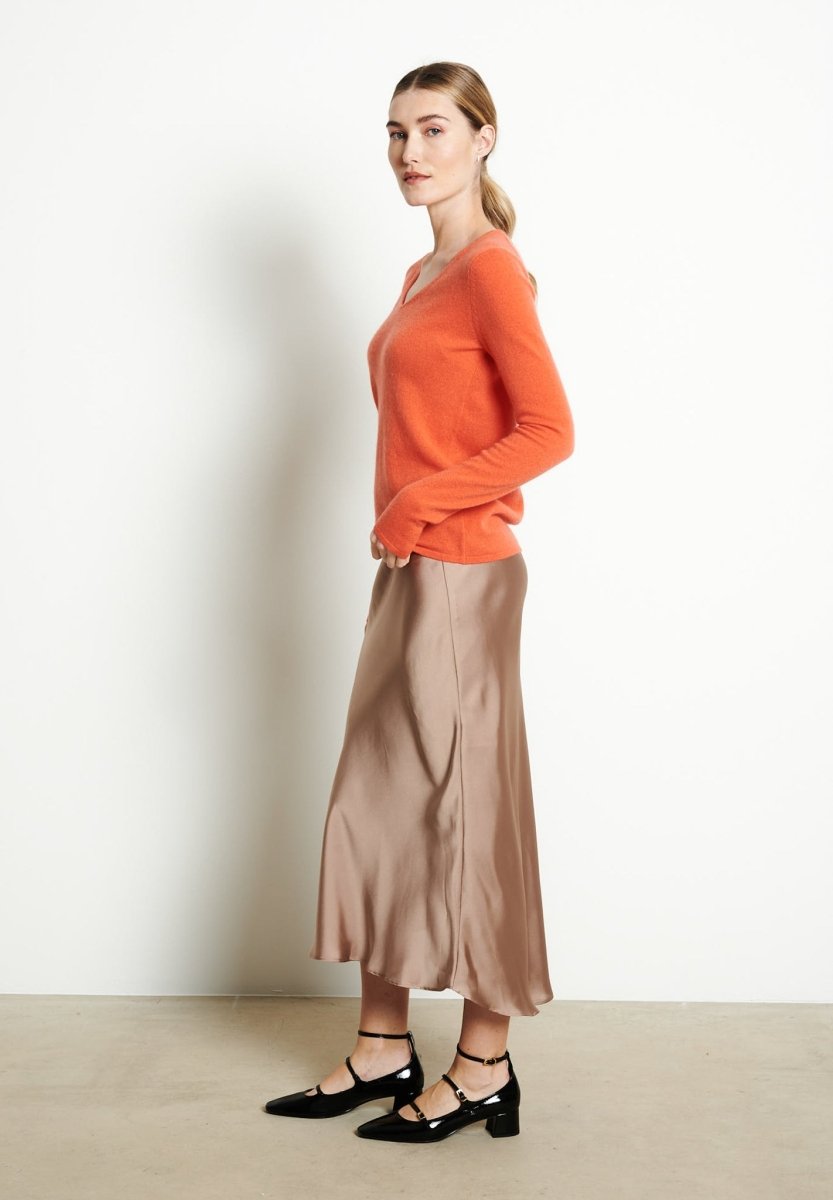 LILLY 2 Pull col V en cachemire mandarine - Studio cashmere8