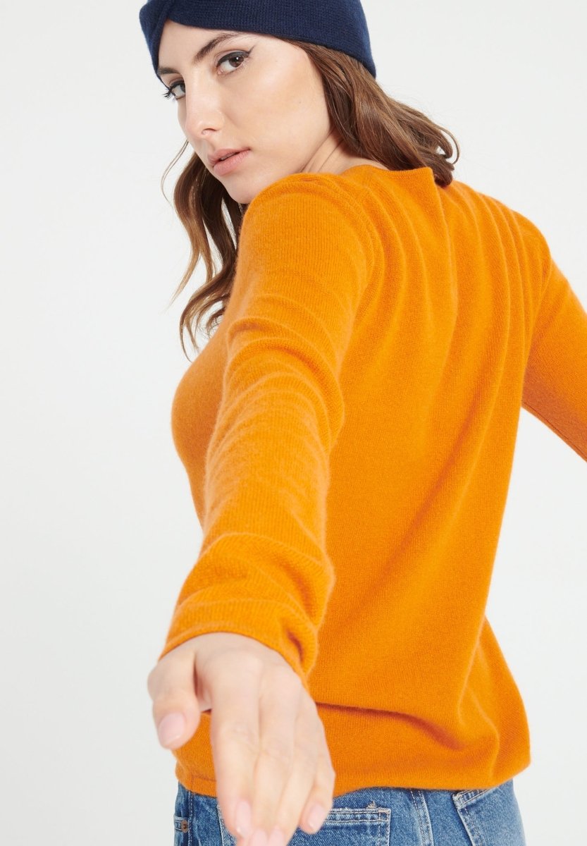 LILLY 2 Pull col V en cachemire orange citrouille - Studio cashmere8