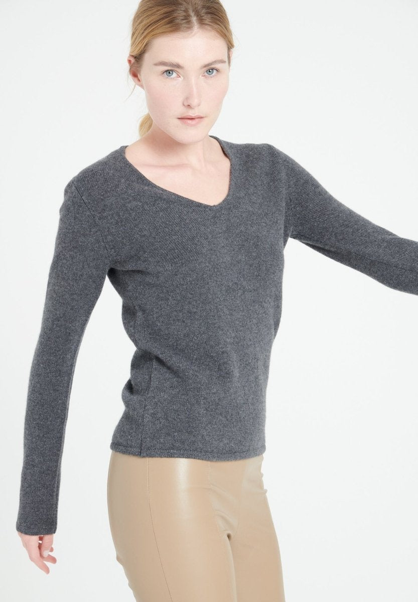 LILLY 20 Pull col V en cachemire 4 fils gris anthracite - Studio cashmere8