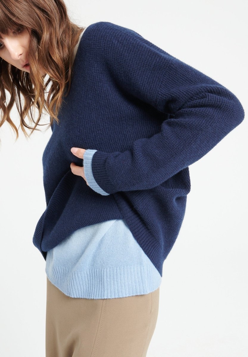 LILLY 25 Pull col rond en cachemire bleu marine - Studio cashmere8