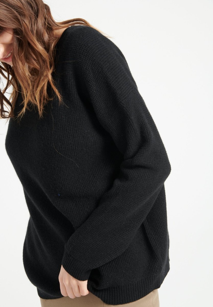 LILLY 25 Pull col rond en cachemire noir - Studio cashmere8