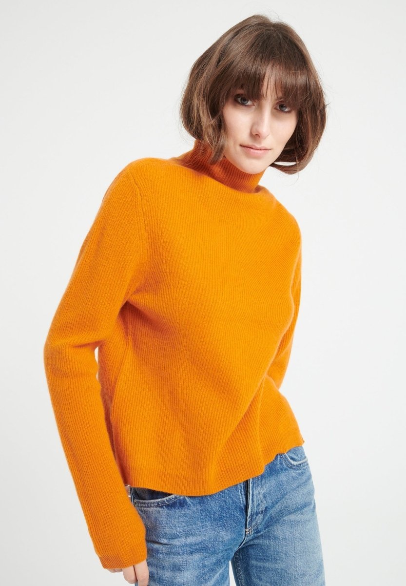 LILLY 26 Pull col roulé en cachemire orange citrouille - Studio cashmere8