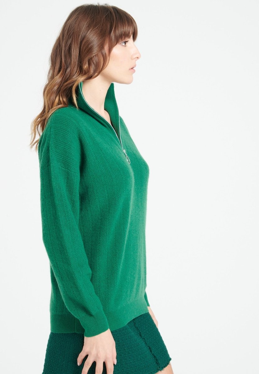 LILLY 28 Pull à col cheminé zippé en cachemire à mailles côtelées vert émeraude - Studio cashmere8