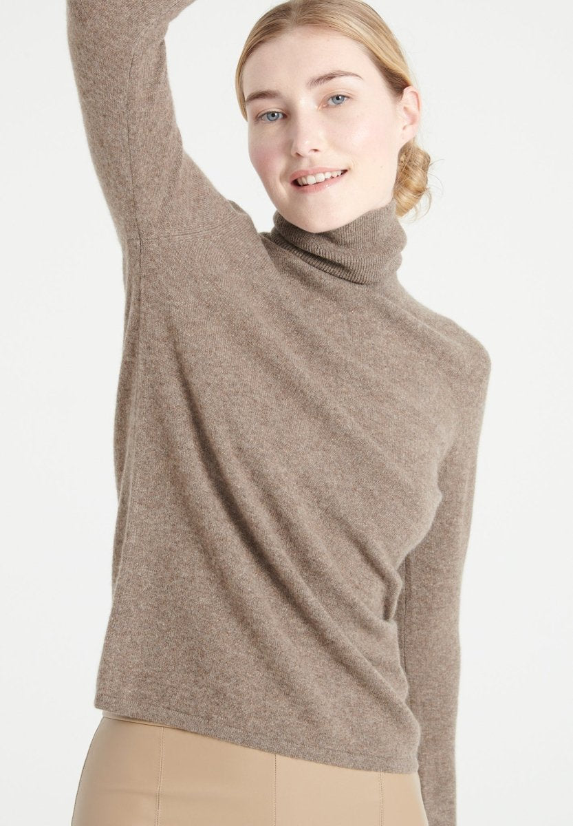 LILLY 3 Pull col roulé en cachemire taupe - Studio cashmere8