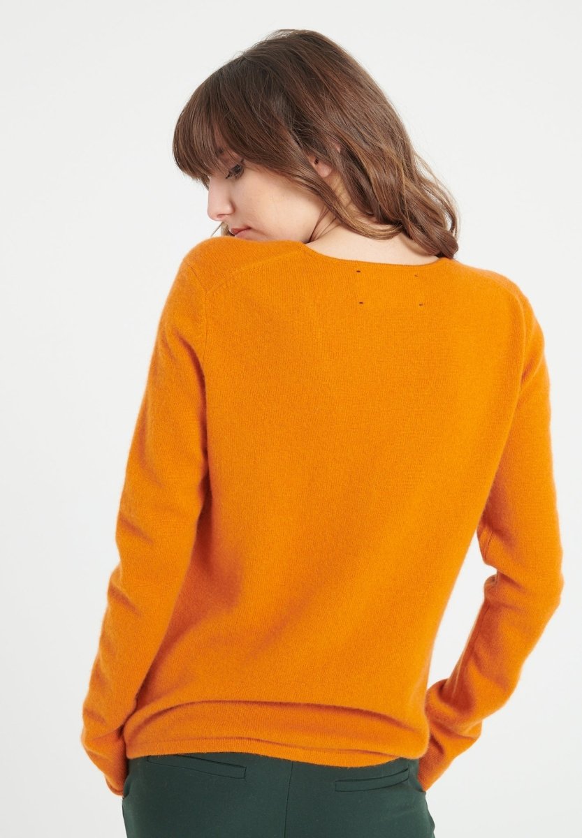 LILLY 7 Cardigan col V en cachemire cintré orange citrouille - Studio cashmere8