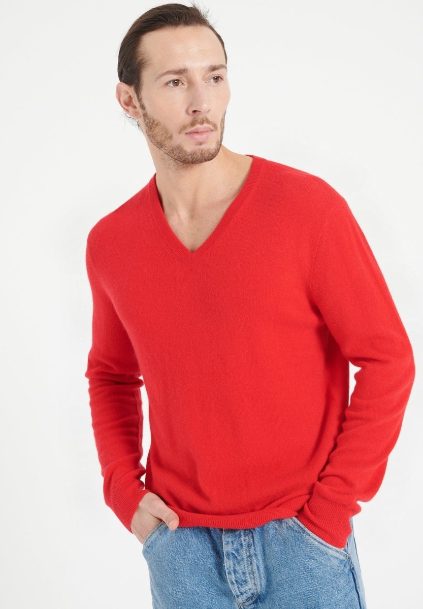 LUKE 1 Pull col V en cachemire rouge - Studio cashmere8