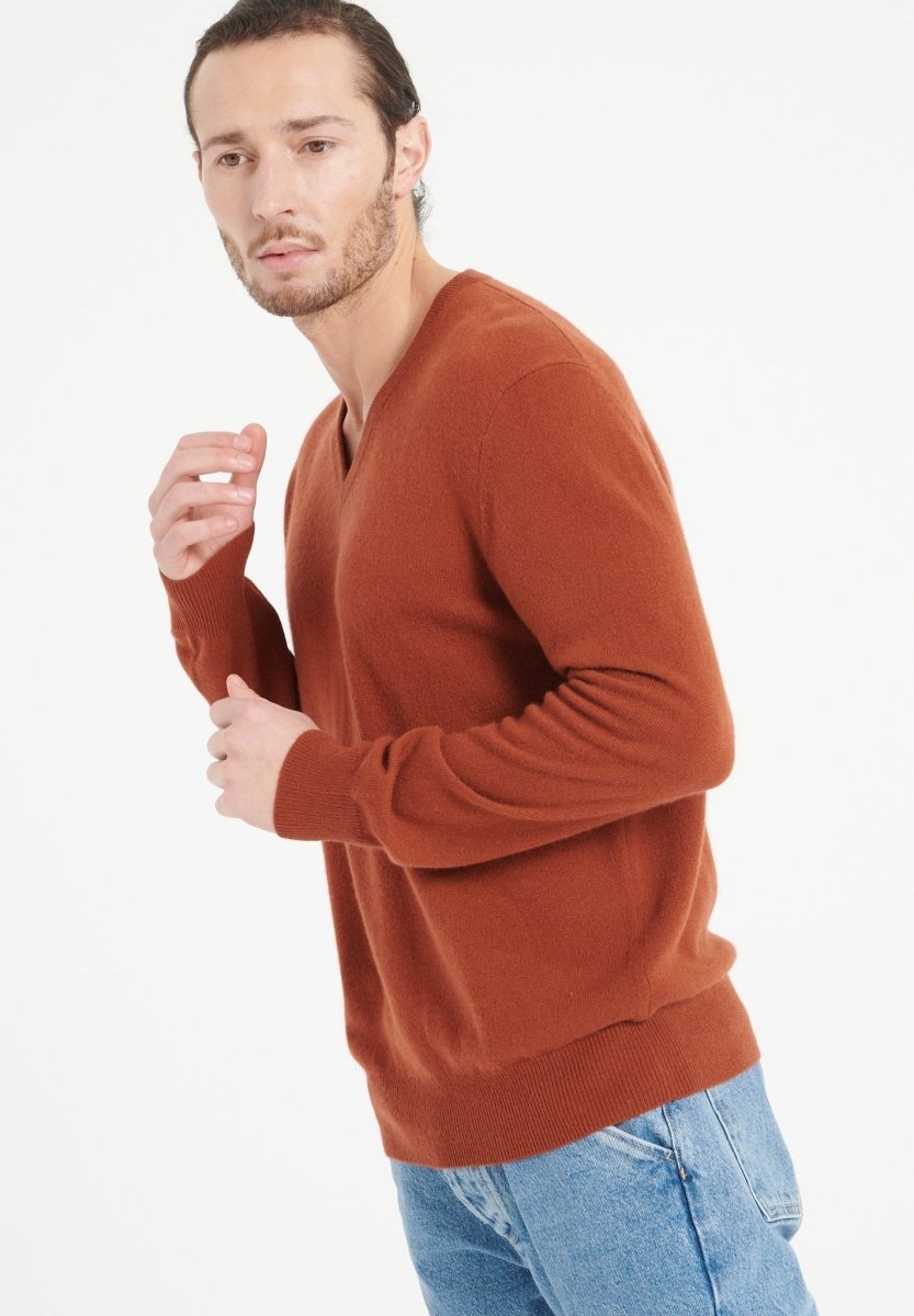 LUKE 1 Pull col V en cachemire terracotta - Studio cashmere8