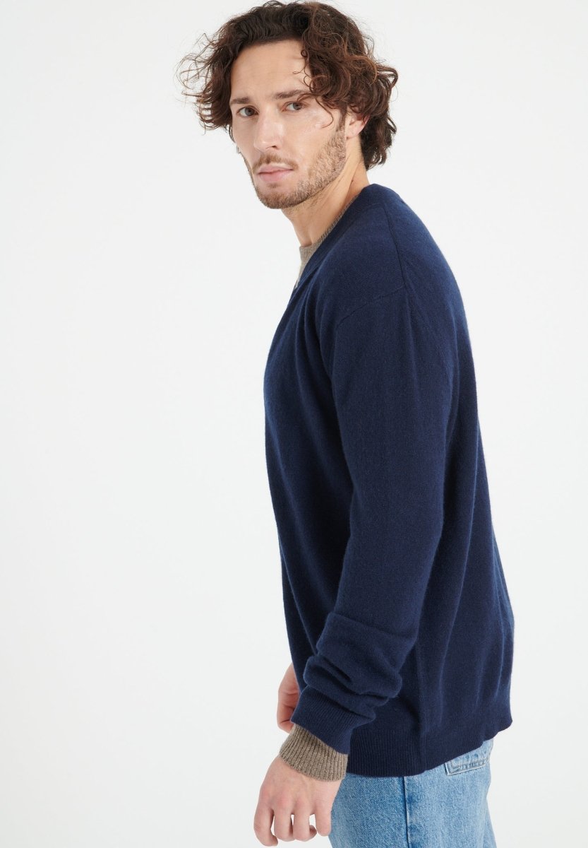 LUKE 10 Cardigan col bomber en cachemire bleu marine - Studio cashmere8