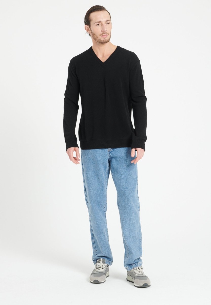 LUKE 11 Pull col V en cachemire noir - Studio cashmere8