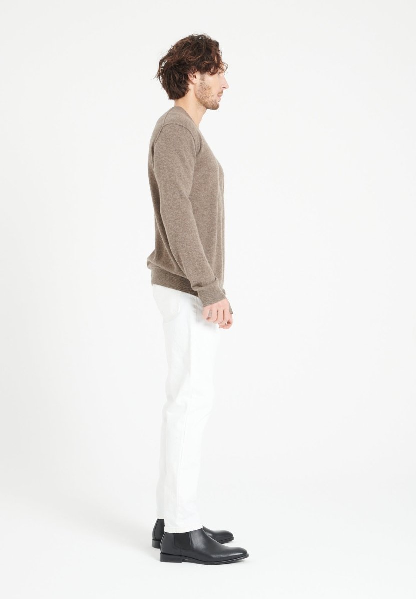 LUKE 11 Pull col V en cachemire taupe - Studio cashmere8