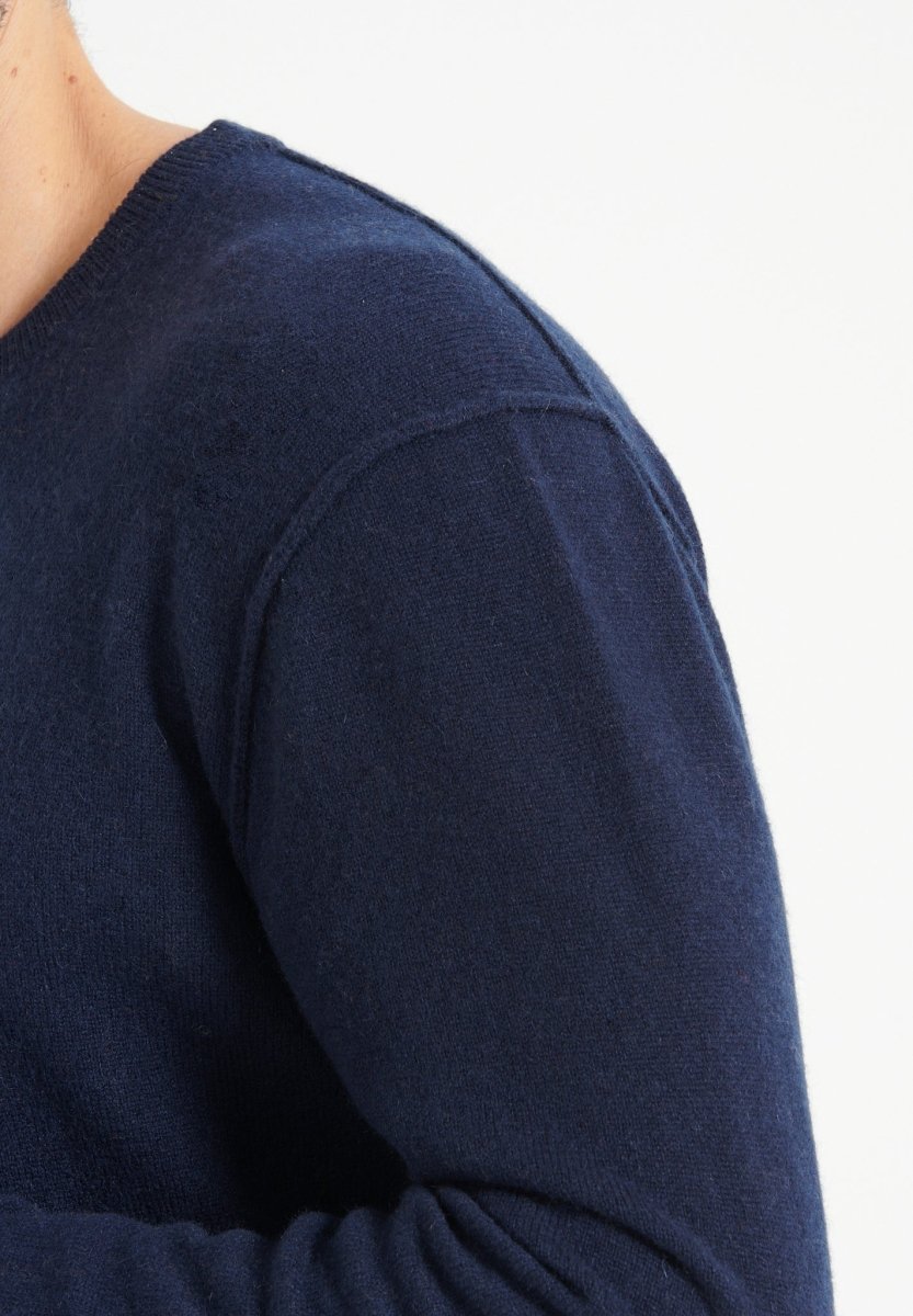 LUKE 12 Pull col rond en cachemire bleu marine - Studio cashmere8