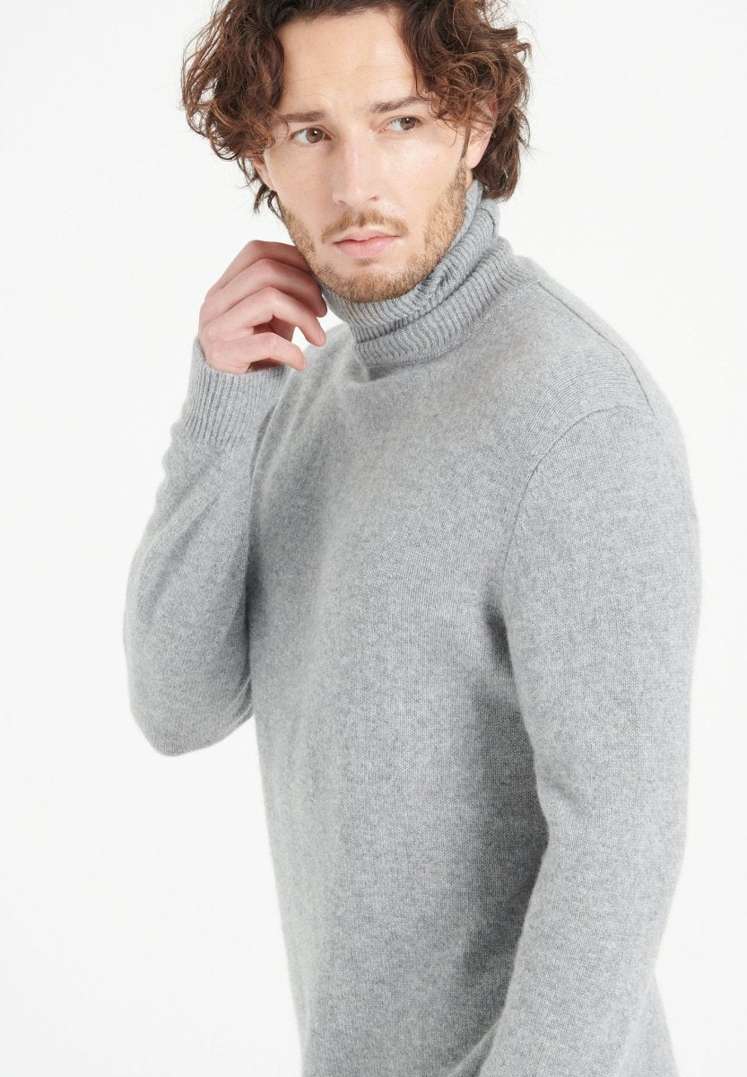 LUKE 15 Pull col roulé en cachemire 4 fils gris clair - Studio cashmere8