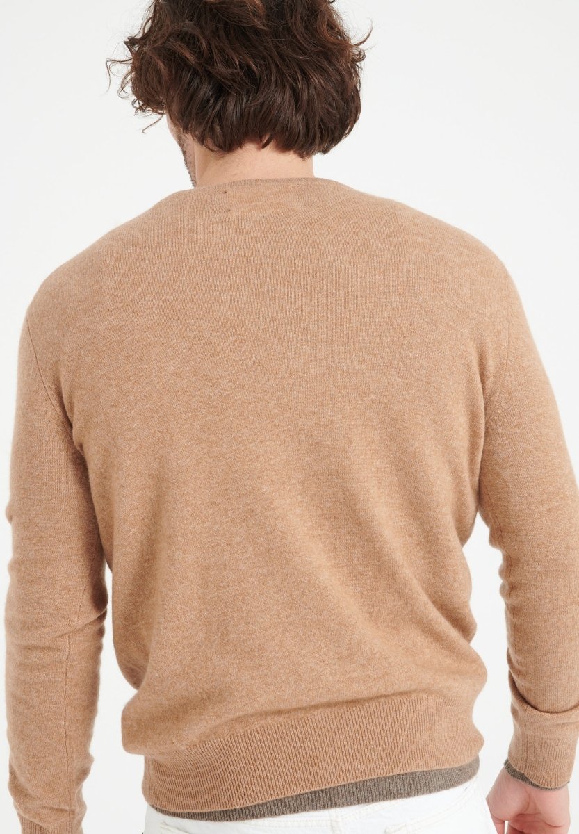 LUKE 2 Pull col rond en cachemire camel - Studio cashmere8