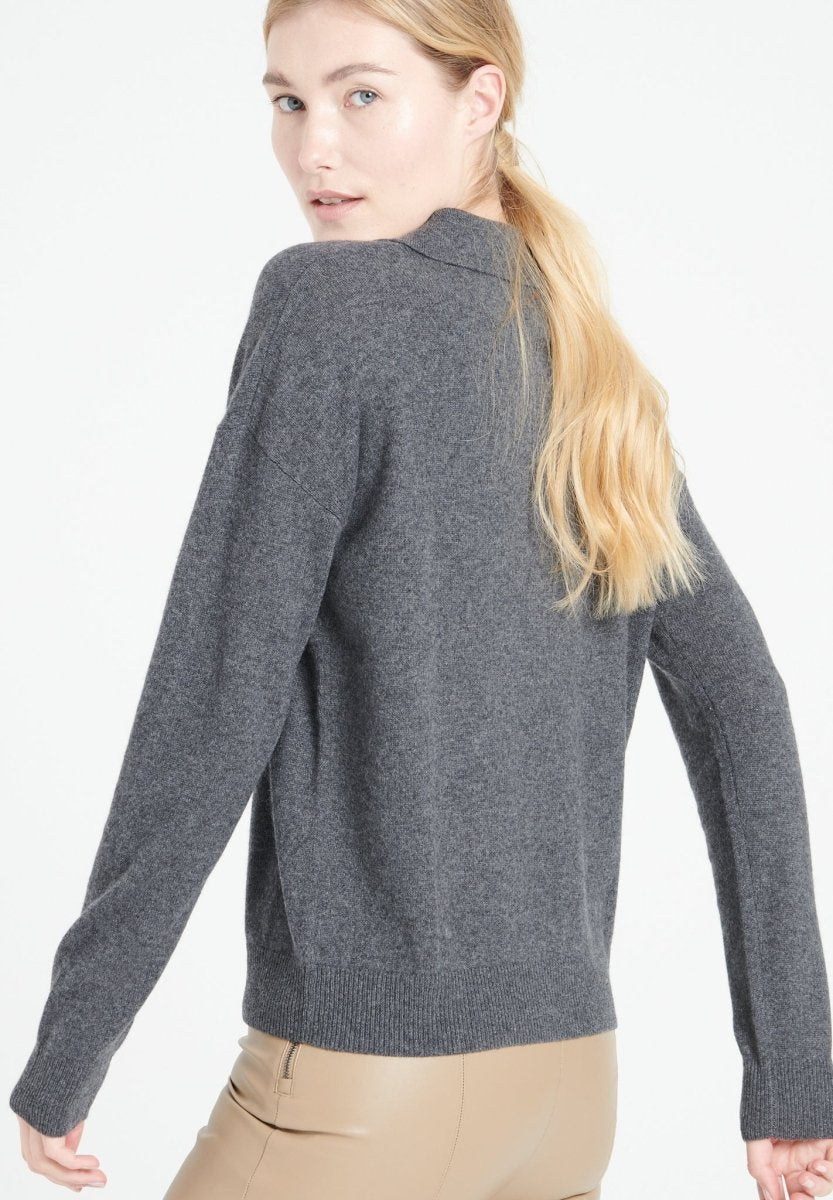 MIA 3 Polo manches longues en cachemire gris anthracite - Studio cashmere8