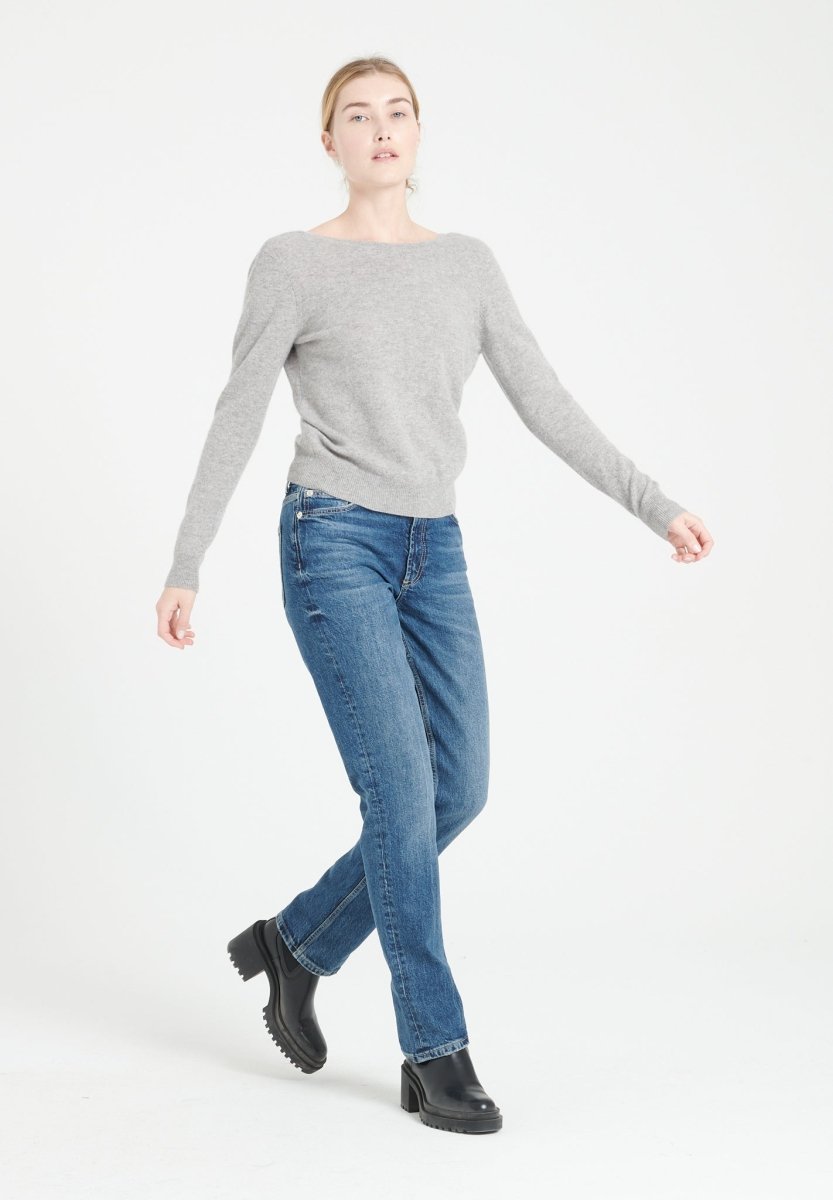 MIA 7 Pull décolleté en V dans le dos en cachemire gris clair - Studio cashmere8