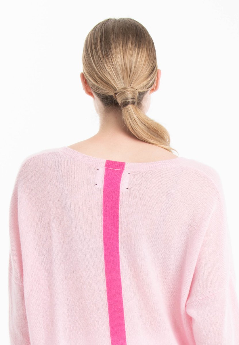 NAMI 23 Pull col V en cachemire avec bande couleur rose - Studio cashmere8