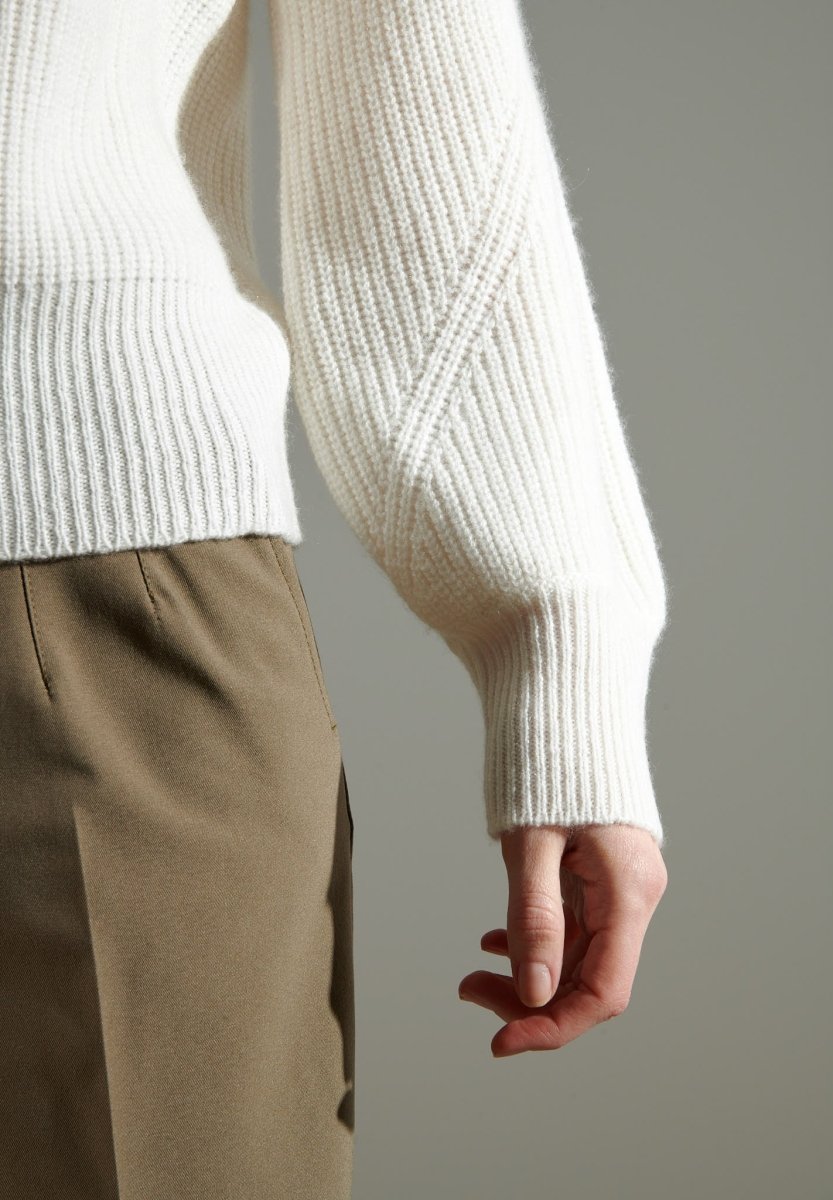 NAMI 6 Pull col rond manches raglan 4 fils en cachemire blanc écru - Studio cashmere8