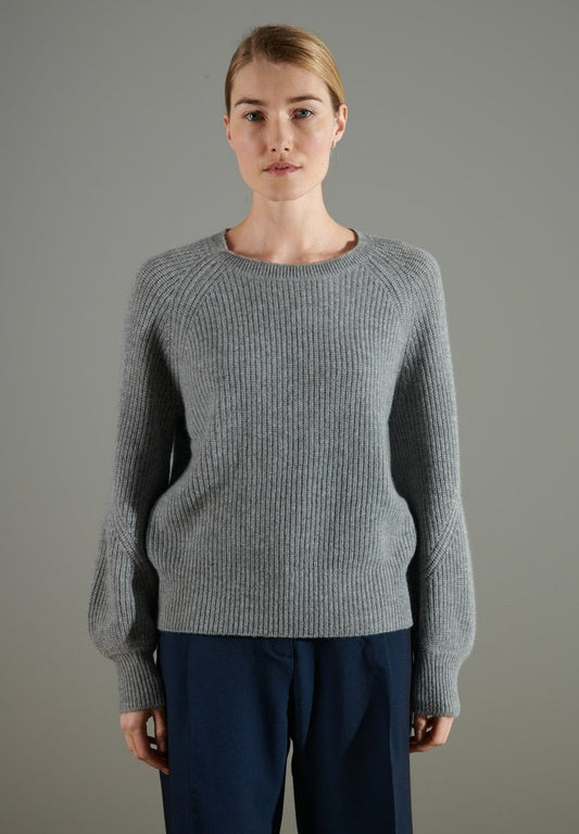 NAMI 6 Pull col rond manches raglan 4 fils en cachemire gris clair - Studio cashmere8