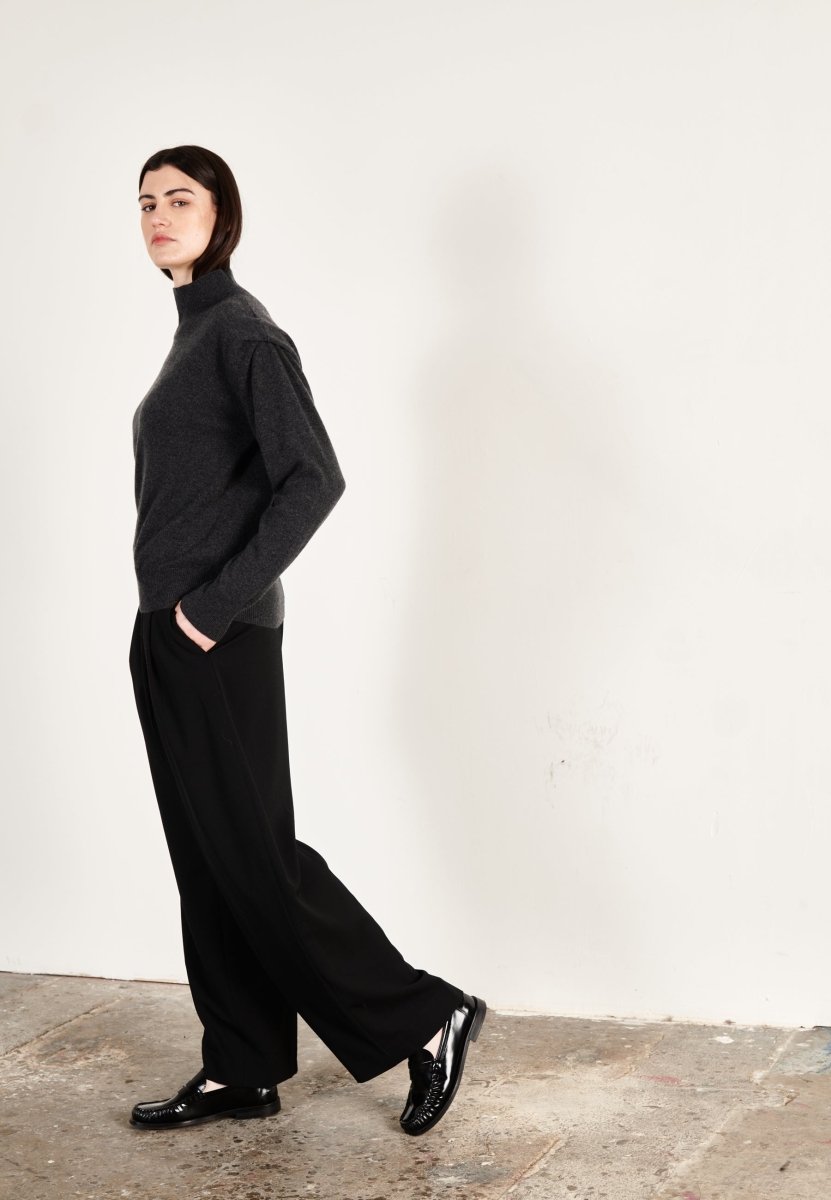 Pull col roulé cachemire gris anthracite femme - HANA 8 - Studio cashmere8