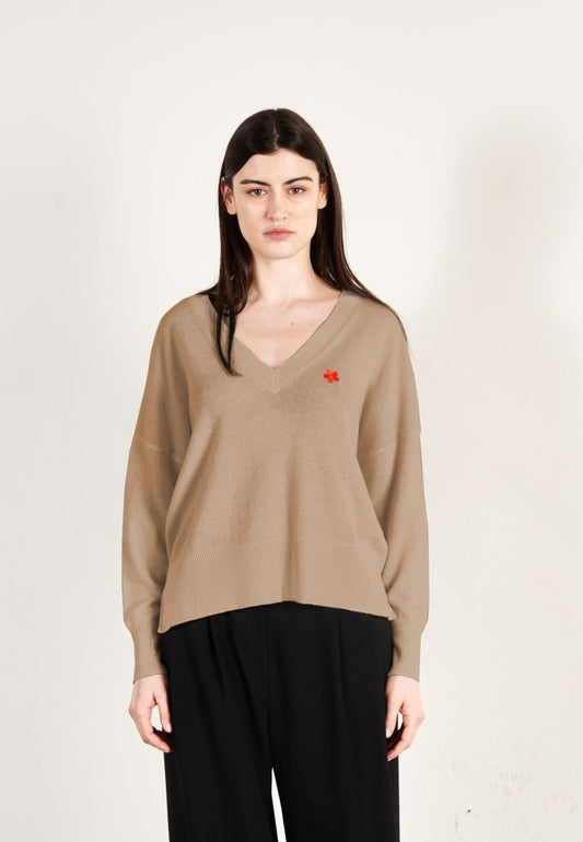 Pull col V cachemire beige foncé femme - HANA 1 - Studio cashmere8