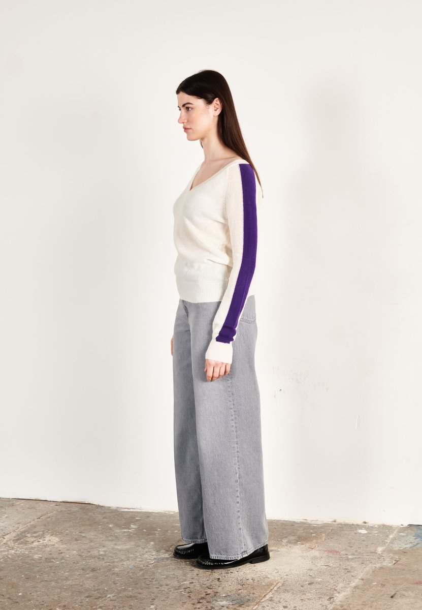 Pull col V cachemire écru/violet femme - RIA 1 - Studio cashmere8