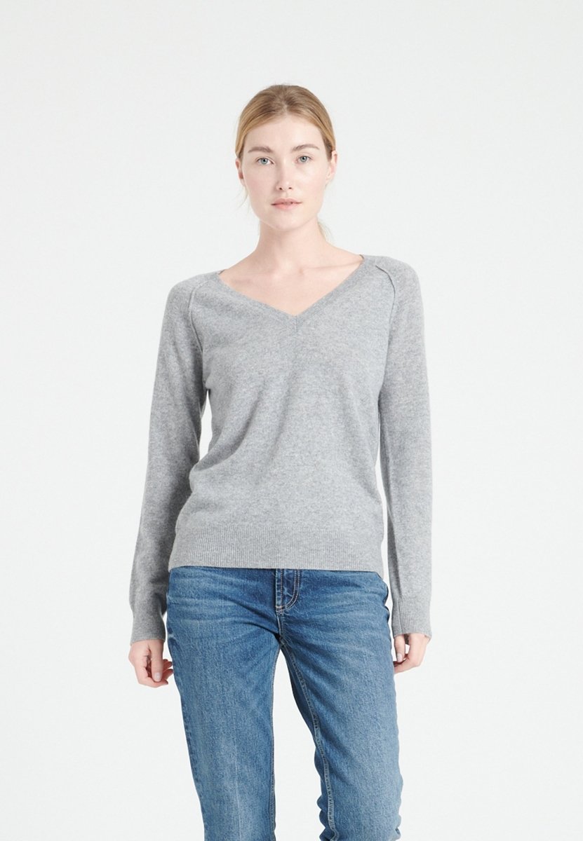 Pull col V cachemire gris clair femme - LILLY 6 - Studio cashmere8