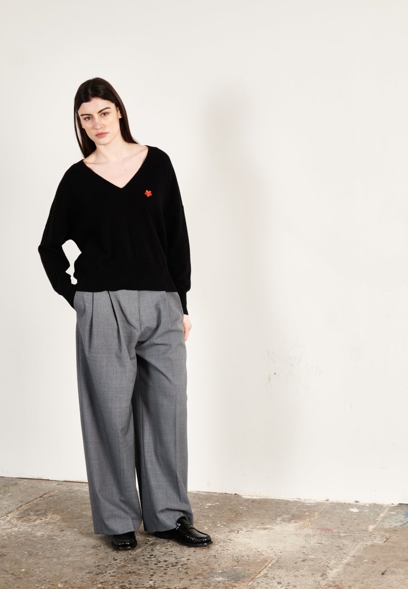 Pull col V cachemire noir femme - HANA 1 - Studio cashmere8