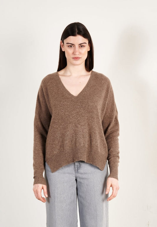 Pull col V cachemire taupe femme - RIA 3 - Studio cashmere8