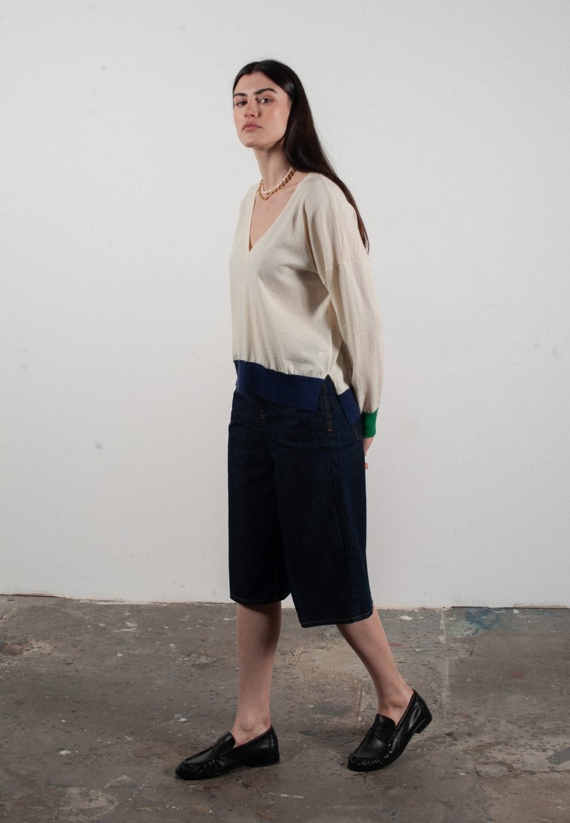 Pull col V femme en cachemire & laine ultrafin blanc & vert & bleu marine - KELLY 10 - Studio cashmere8