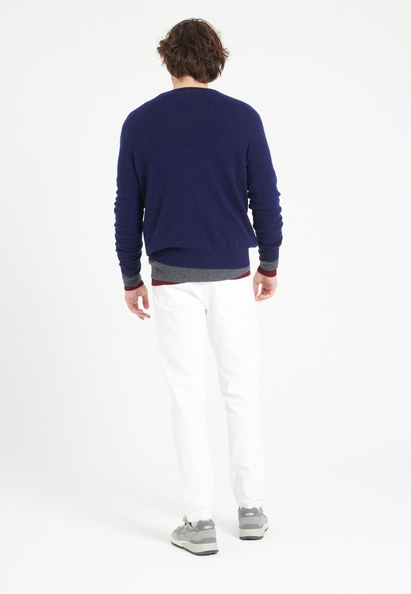 Pull col V homme en cachemire bleu nuit - LUKE 1