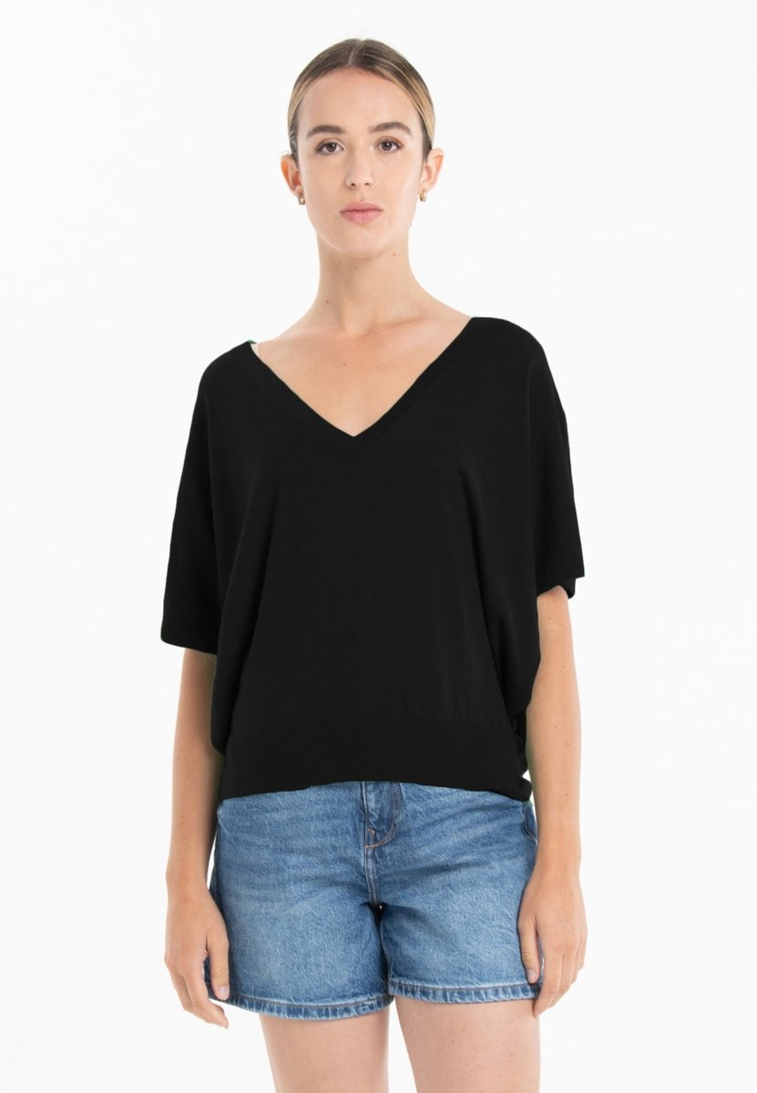 Pull col V manches chauve souris ultrafin cachemire et laine noir femme - KELLY 6 - Studio cashmere8