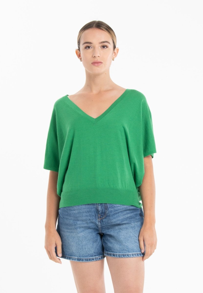 Pull col V manches chauve souris ultrafin cachemire et laine vert femme - KELLY 6 - Studio cashmere8
