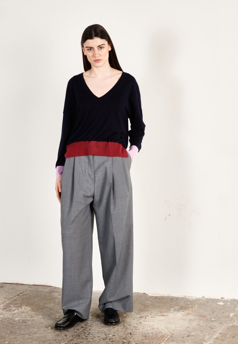 Pull col V oversize ultrafin cachemire et laine bleu marine/lavande/rouge femme - KELLY 10 - Studio cashmere8