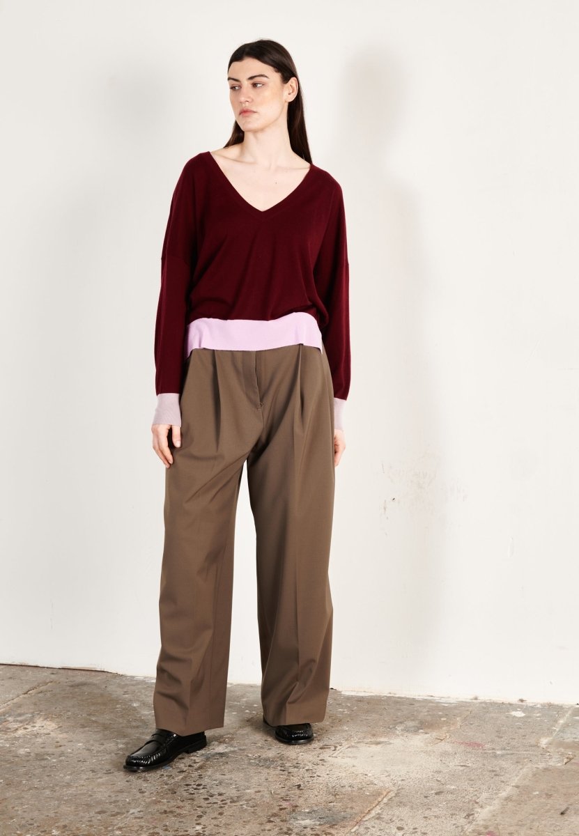 Pull col V oversize ultrafin cachemire et laine bordeaux/violet/lavande femme - KELLY 10 - Studio cashmere8